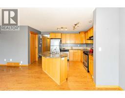 3413 50a Street Close, Camrose, AB T4V1J8 Photo 9