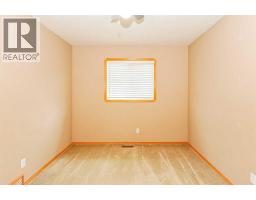 3413 50a Street Close, Camrose, AB T4V1J8 Photo 18