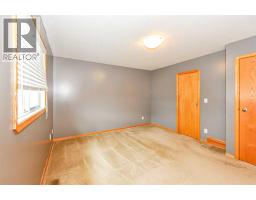 3413 50a Street Close, Camrose, AB T4V1J8 Photo 14