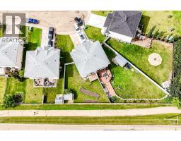 3413 50a Street Close, Camrose, AB T4V1J8 Photo 42