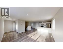 B, 9529 113 Avenue, Clairmont, AB T8X5C5 Photo 6