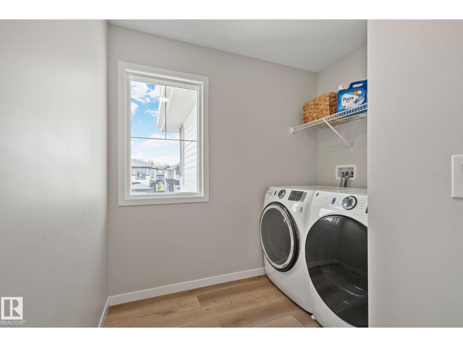 19 MEADOWBROOK WY - 22