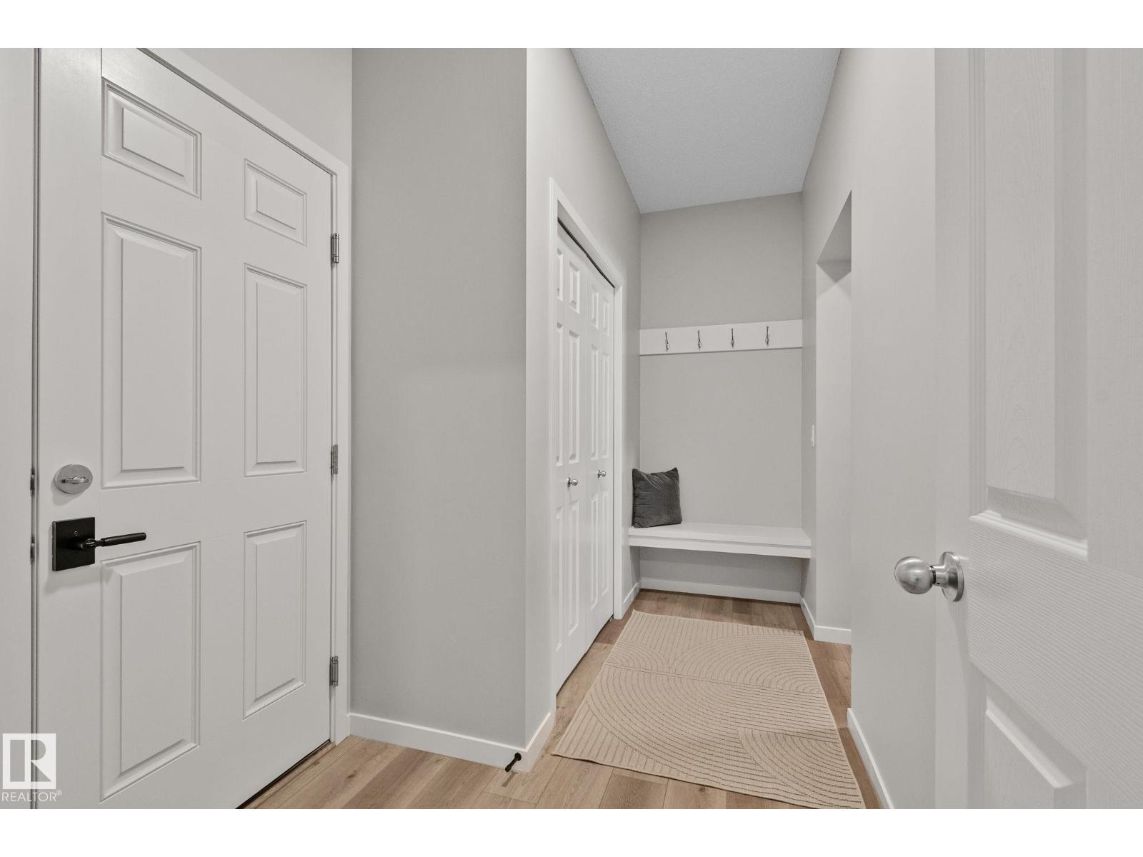 19 MEADOWBROOK WY - Image 5
