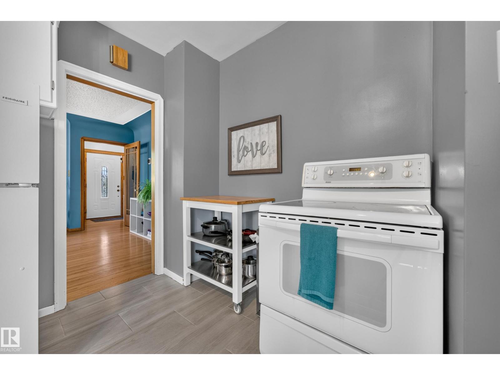 11346 69 ST NW - 15