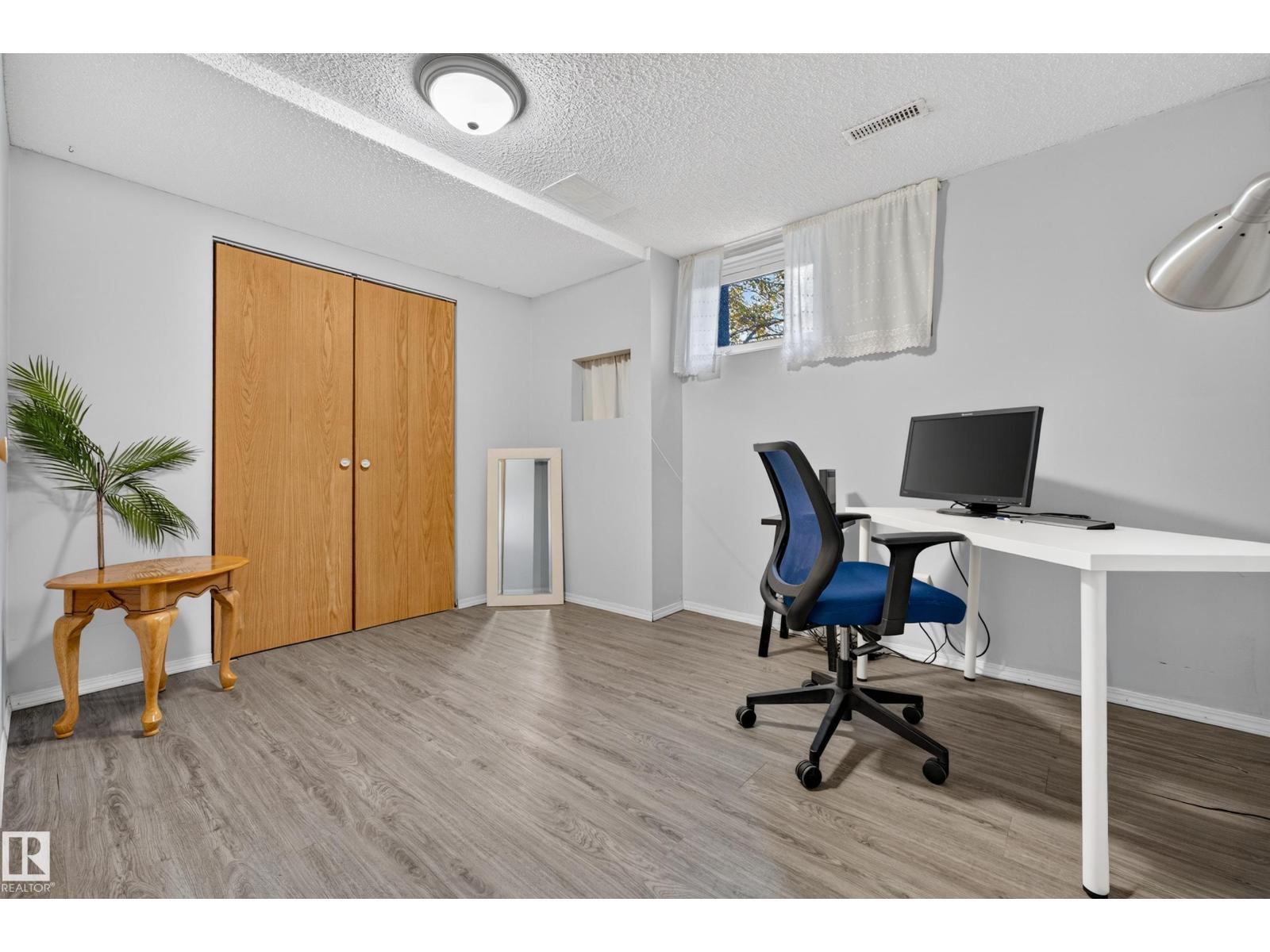 11346 69 ST NW - 28