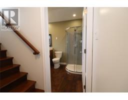 7 Squires Road thumbnail 15