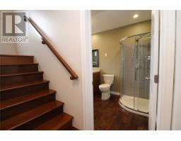 7 Squires Road thumbnail 16