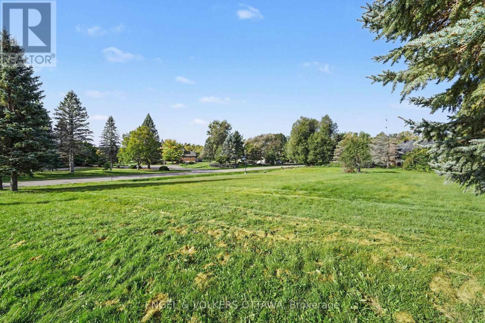 Commercial Condos for Sale in Ottawa – 34 CEDARHILL DRIVE, Ottawa – By Peter Sagos - Image 8