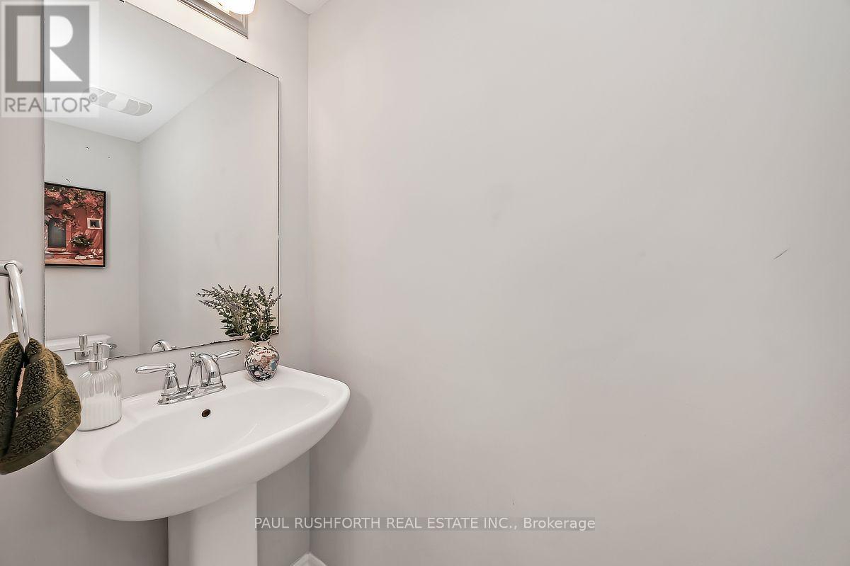375 SWEETFERN CRESCENT - 15