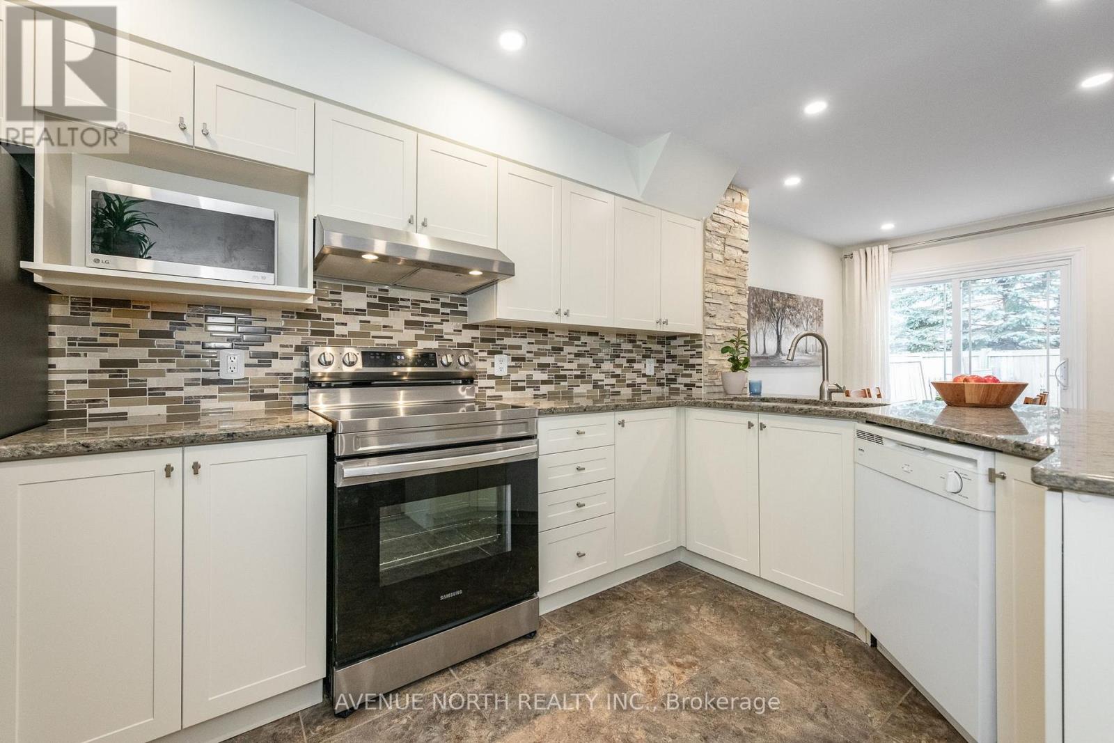 89 SILVERLACE PRIVATE - Image 11