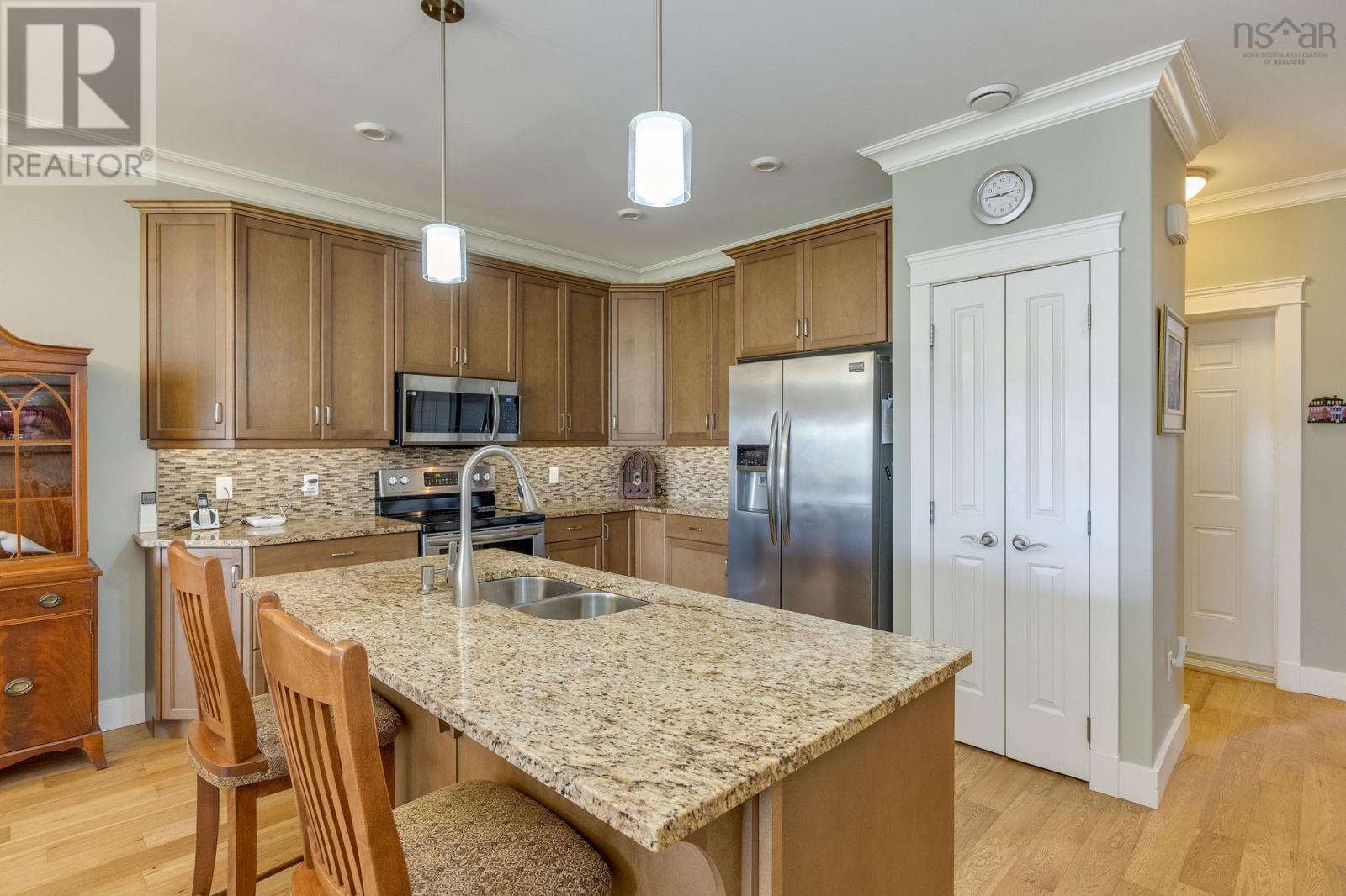 20 Mackinnnon Court - 5