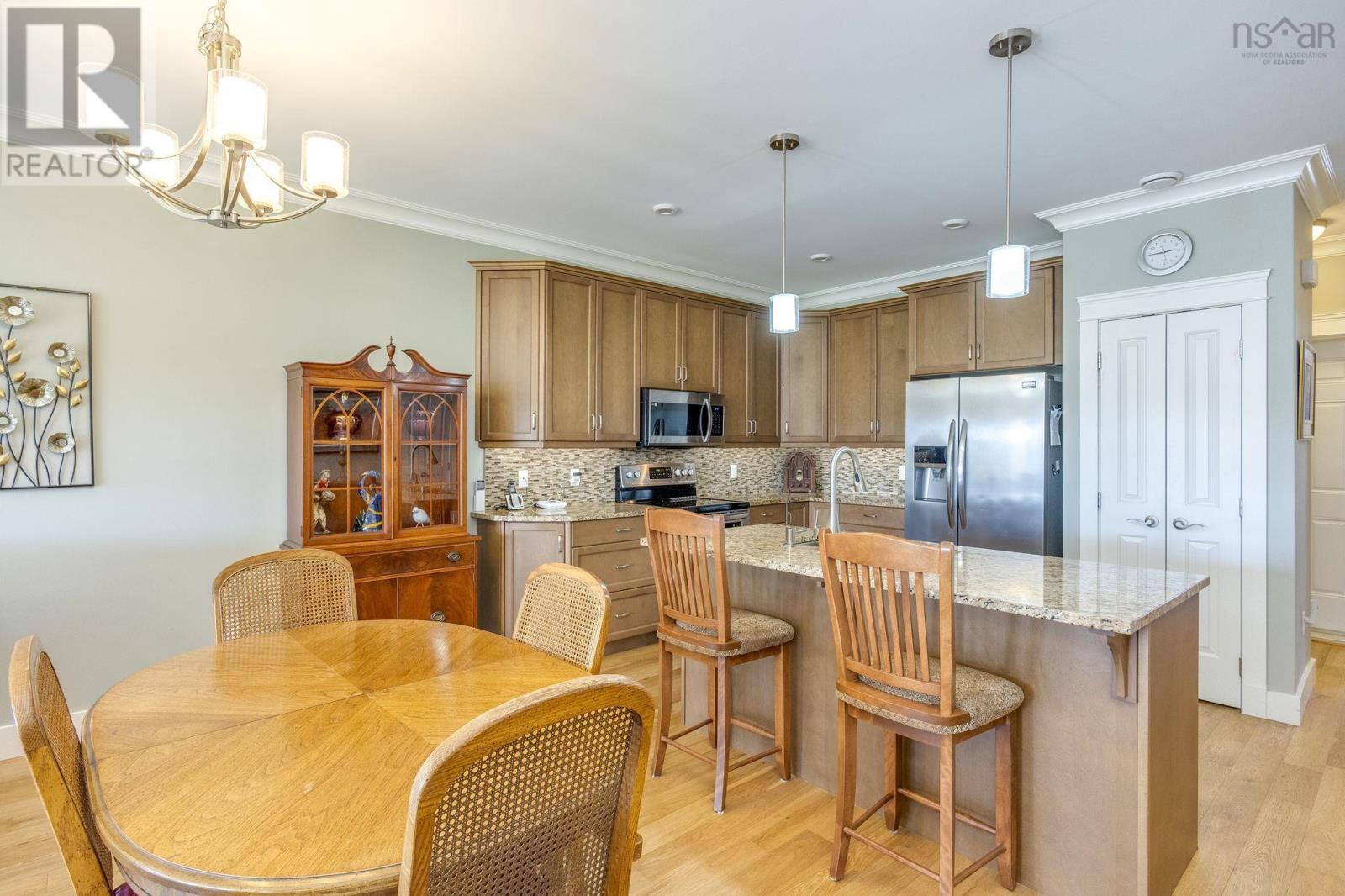 20 Mackinnnon Court - 9
