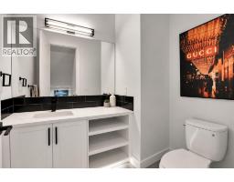 Bedroom - 1111 43 Street Sw, Calgary, AB T3C2A1 Photo 11