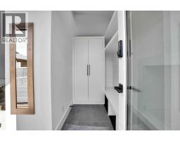 Bedroom - 1111 43 Street Sw, Calgary, AB T3C2A1 Photo 12