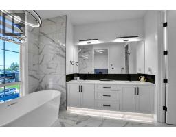 4pc Bathroom - 1111 43 Street Sw, Calgary, AB T3C2A1 Photo 19