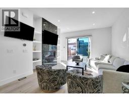 5pc Bathroom - 1111 43 Street Sw, Calgary, AB T3C2A1 Photo 9