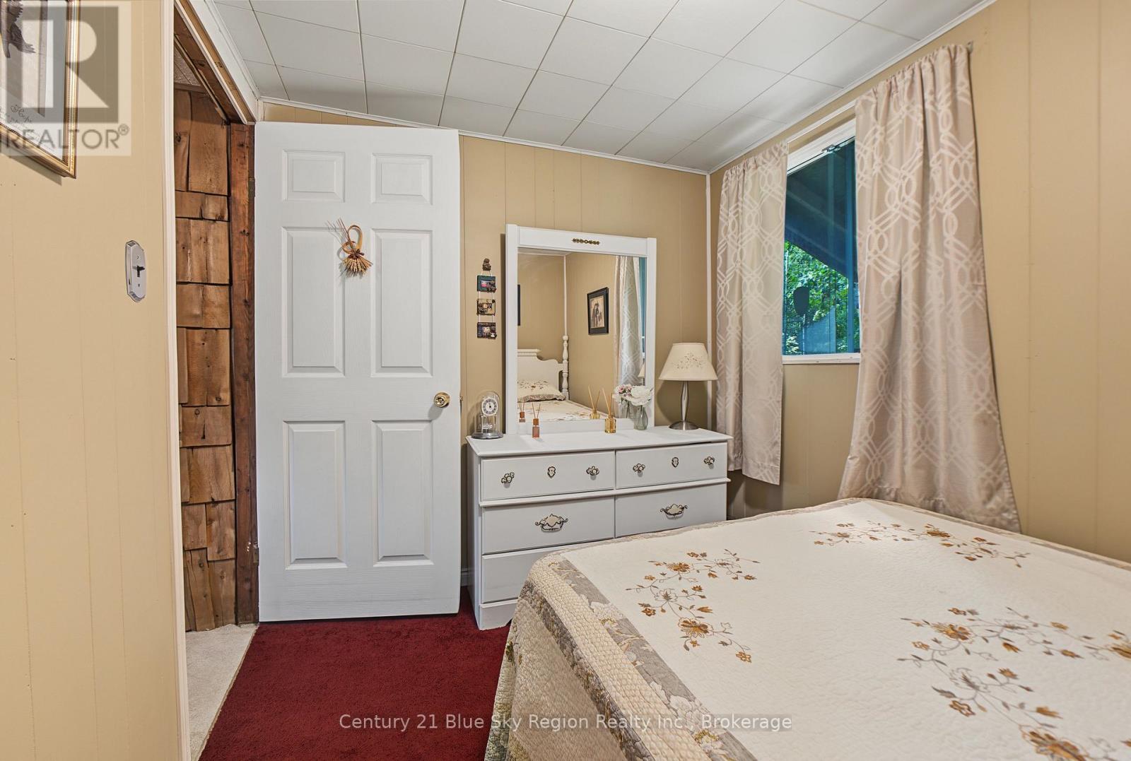 861 PINECREEK ROAD S - Image 29