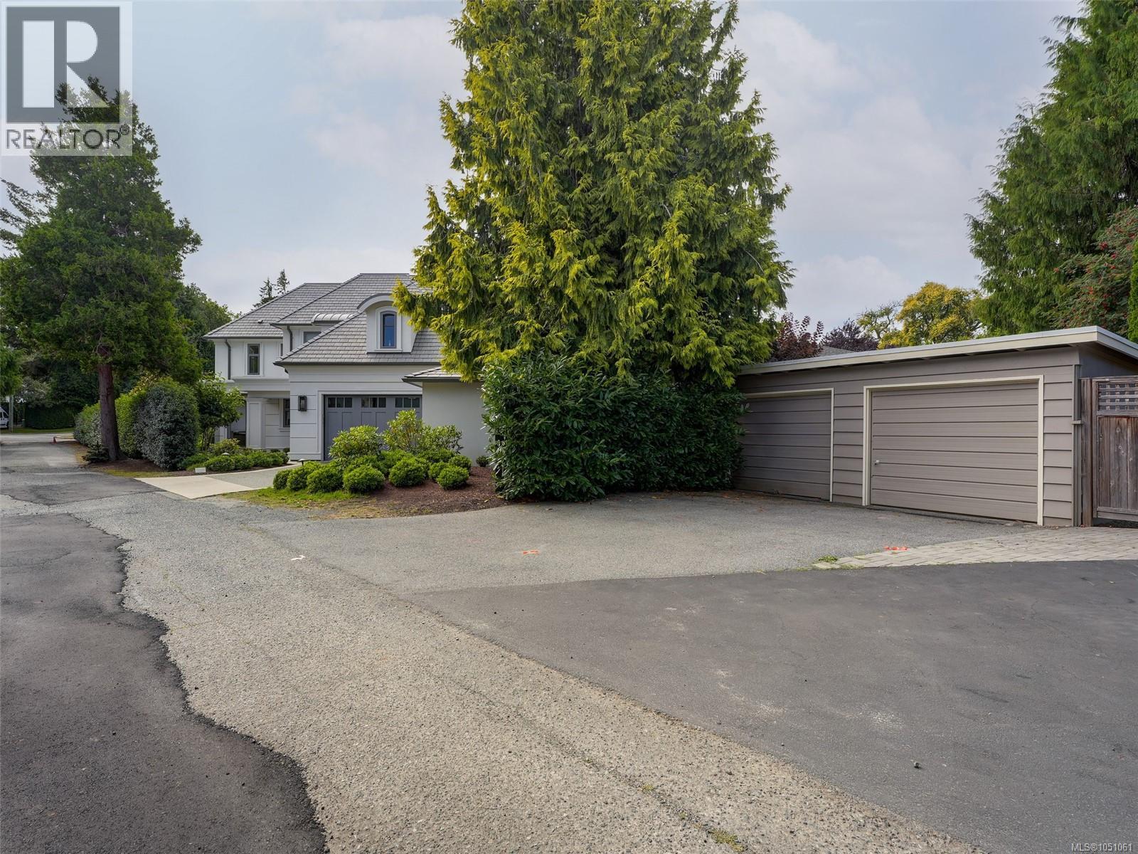 2568 Margate Ave - 21