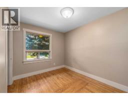 Bedroom - 3042 28 Street Sw, Calgary, AB T3E2J5 Photo 11