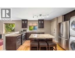 Kitchen - 3042 28 Street Sw, Calgary, AB T3E2J5 Photo 7