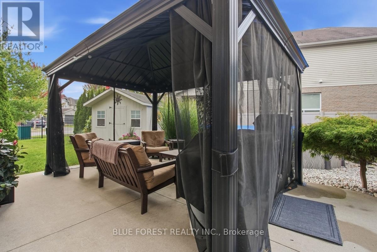 1197 CARDINAL ROAD - 34