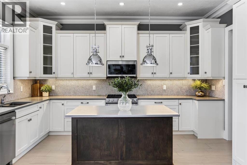 158 Acton STREET - 17