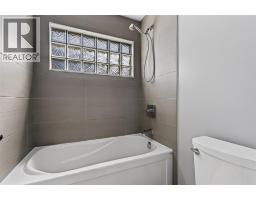 158 Acton Street, Strathroy, ON N7G0C7 Photo 40
