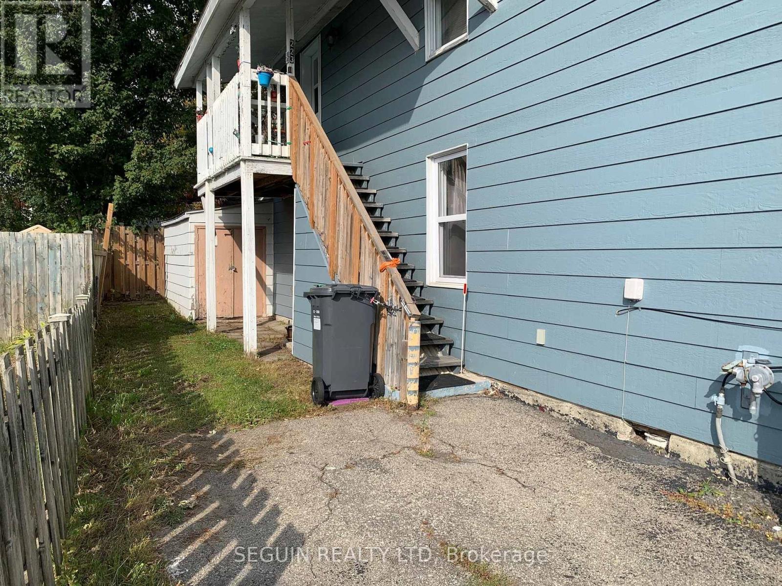223-225 HIGGINSON STREET - 2
