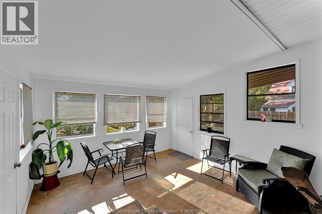 2545 ST. PATRICKS'S AVENUE - 12