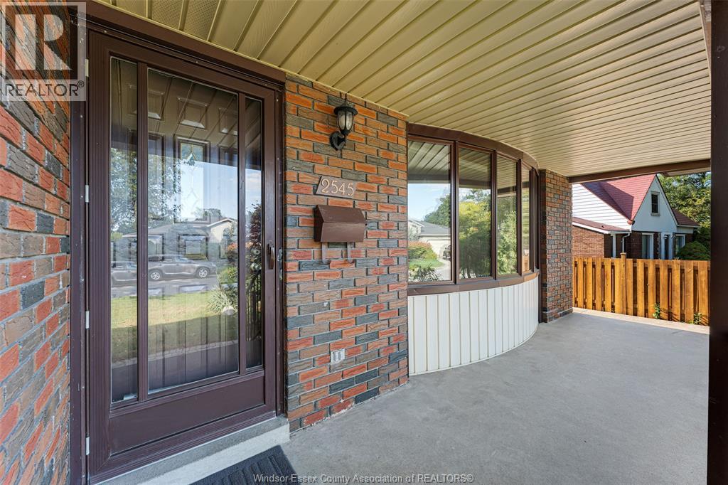 2545 ST. PATRICKS'S AVENUE - Image 5