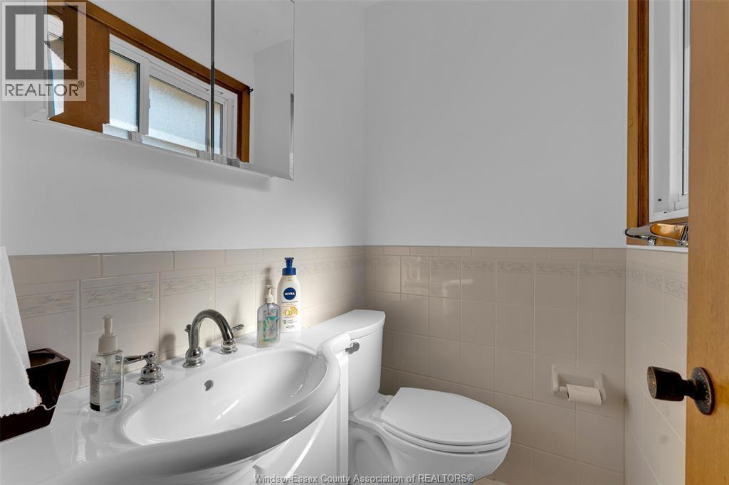 2545 ST. PATRICKS'S AVENUE - Image 13