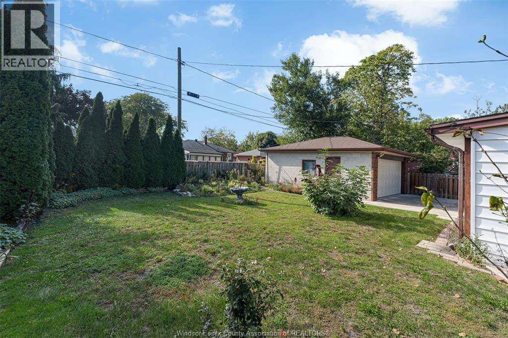 2545 ST. PATRICKS'S AVENUE - 30