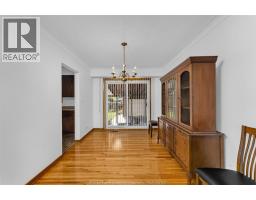 Family room - 2545 St. Patricks's Avenue, Windsor, ON N9E3G5 Photo 8