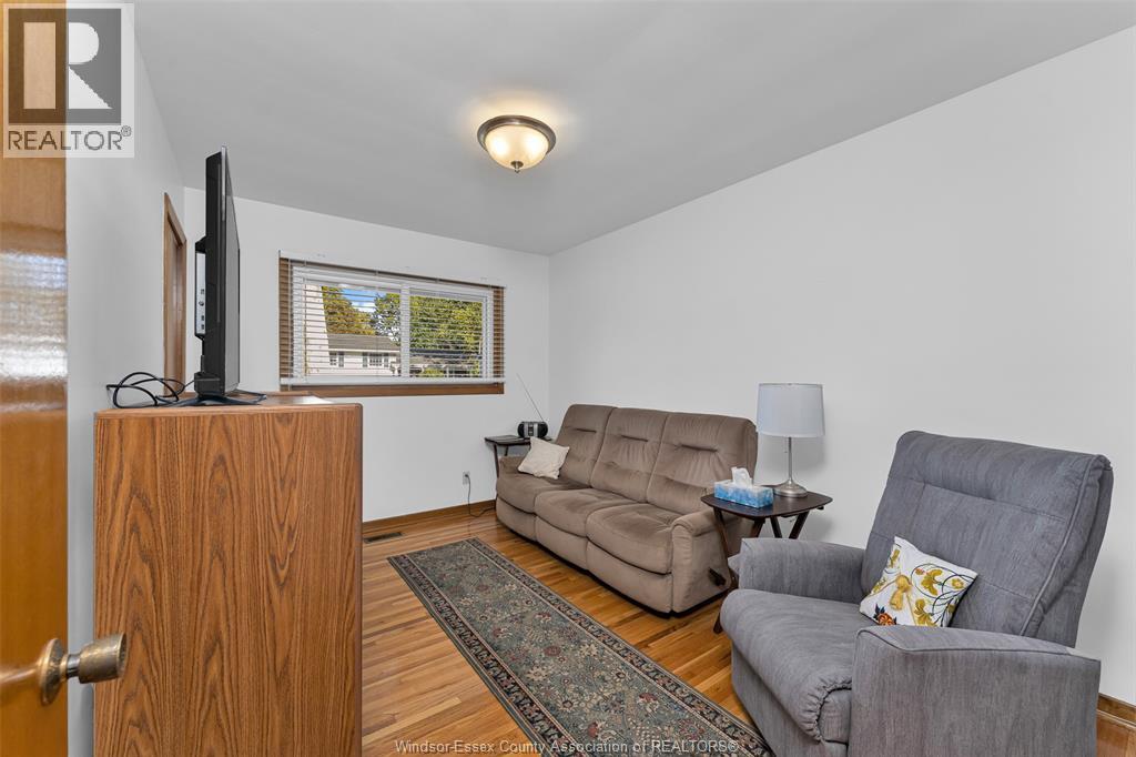 2545 ST. PATRICKS'S AVENUE - 14
