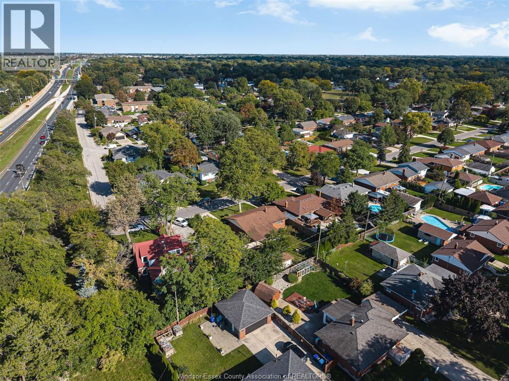 2545 ST. PATRICKS'S AVENUE - Image 33
