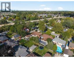 2545 St. Patricks's Avenue, Windsor, ON N9E3G5 Photo 32