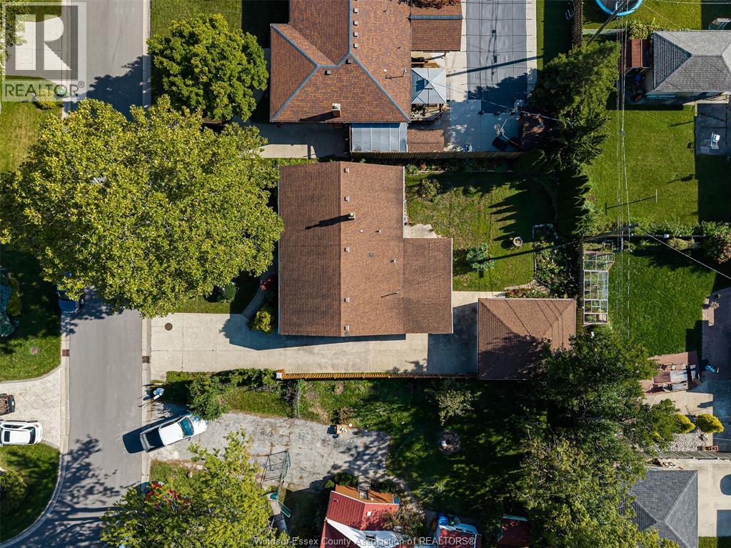2545 ST. PATRICKS'S AVENUE - 34