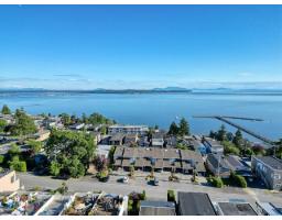 4 15151 Buena Vista Avenue, White Rock, BC V4B1Y2 Photo 39