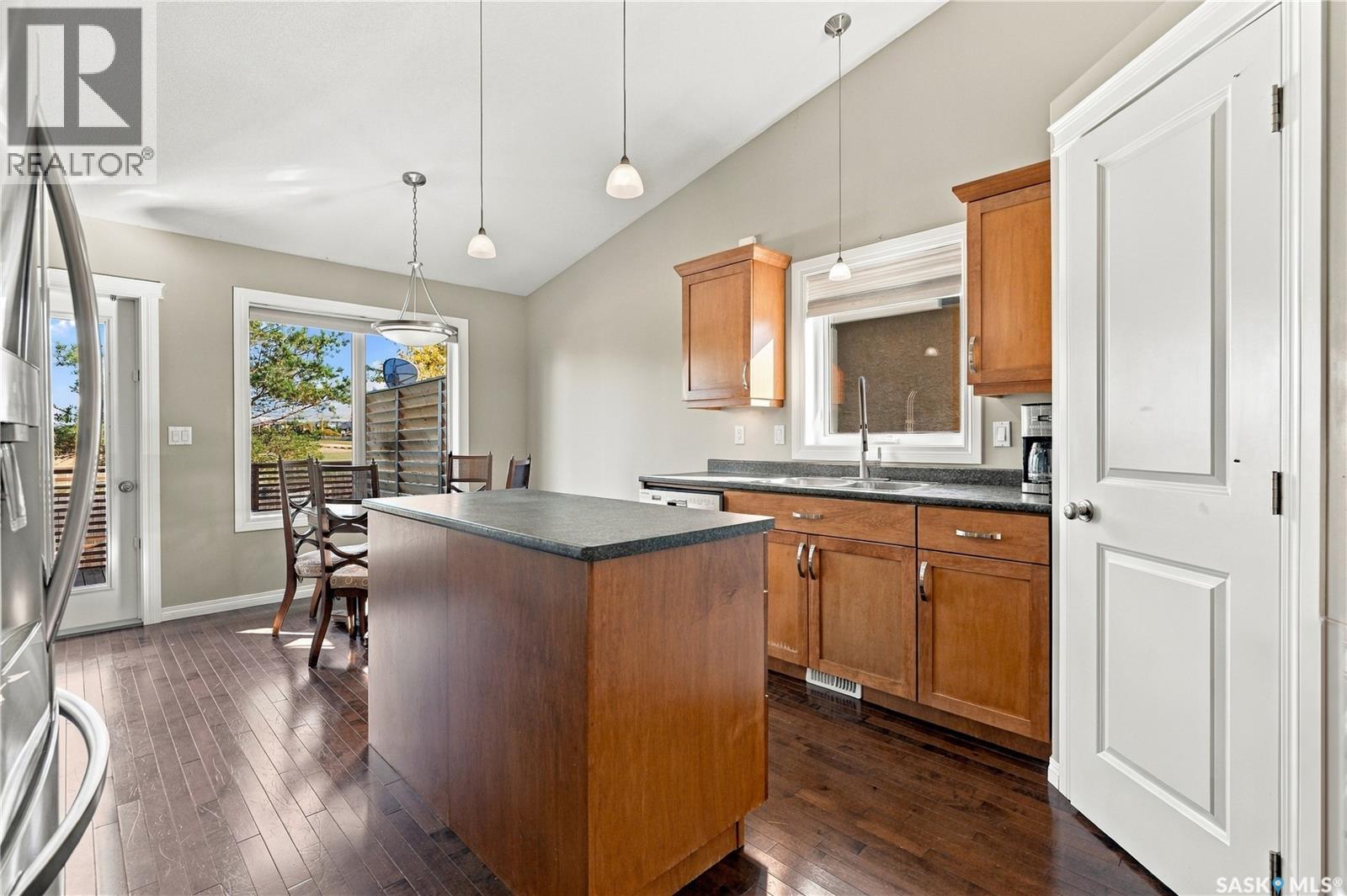 126 Lamarsh ROAD, Saskatoon — photo 8