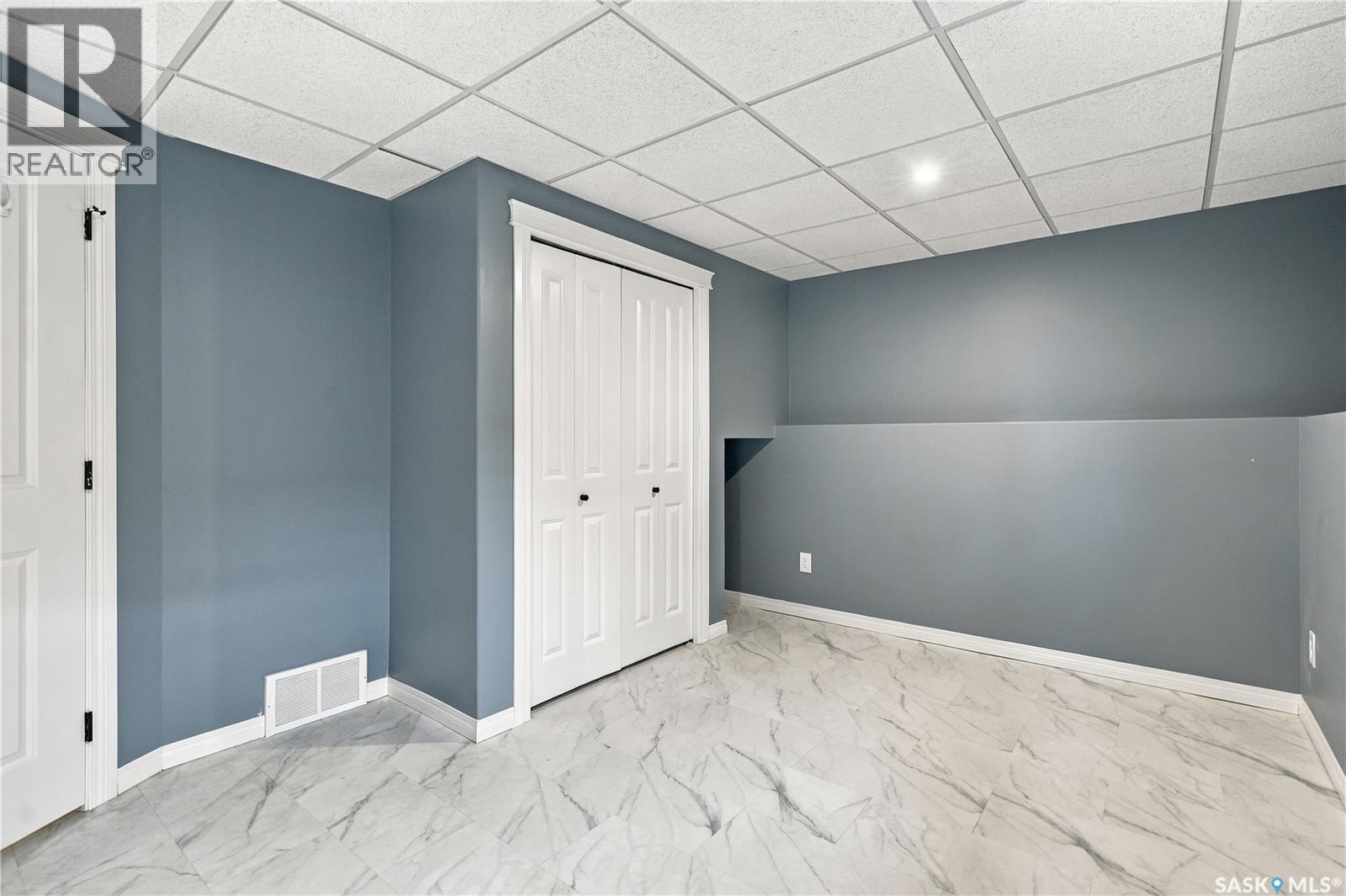 126 Lamarsh ROAD - 44