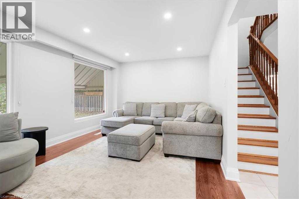 31 BERRISFIELD Crescent - Image 6