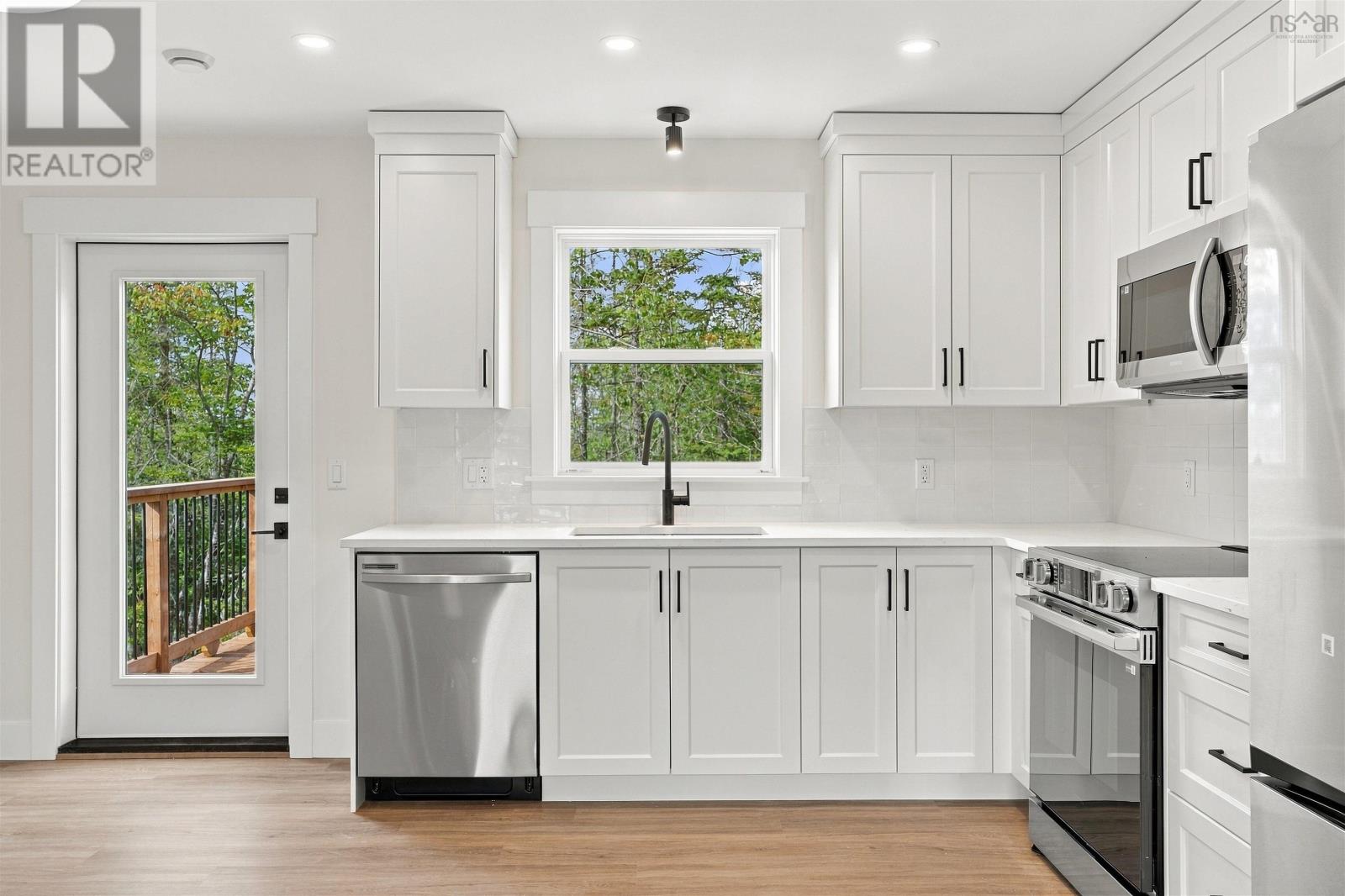 9 Surf Drive - Image 5