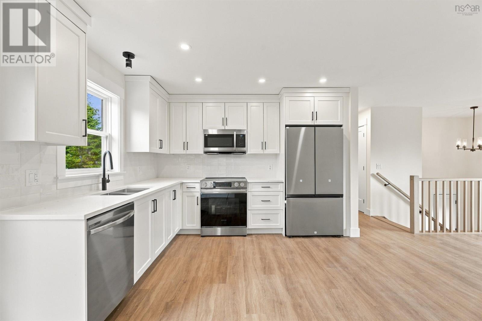9 Surf Drive - Image 3