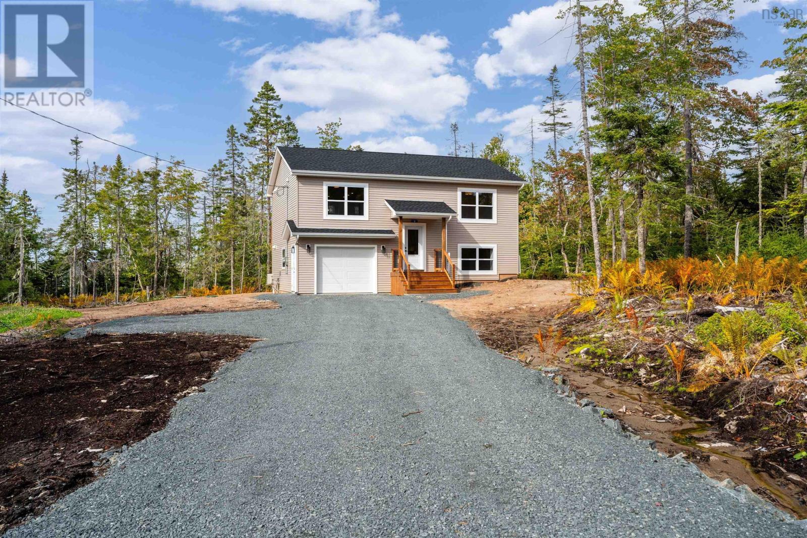 9 Surf Drive - Image 28