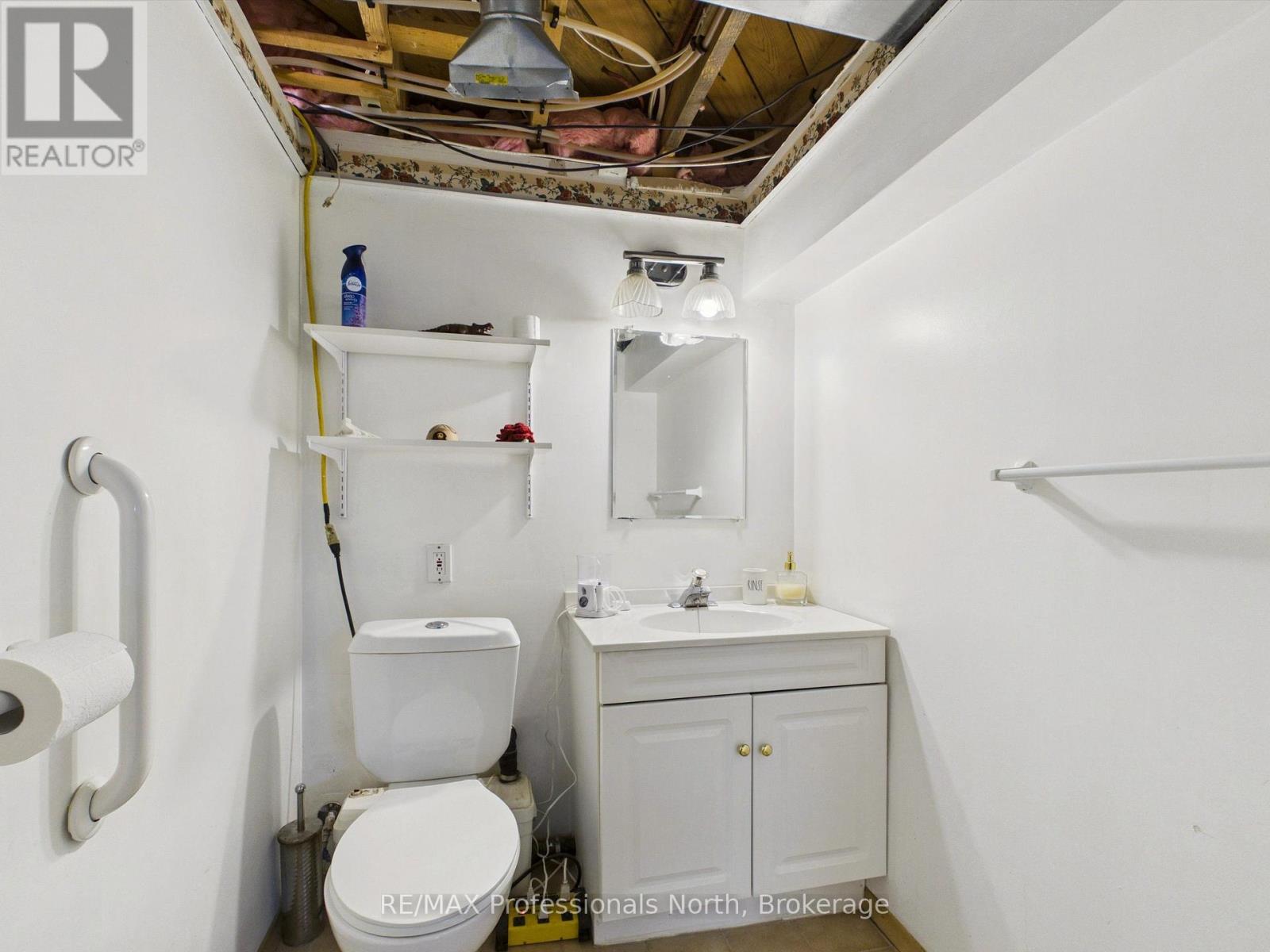 4226 ASPDIN ROAD - 24