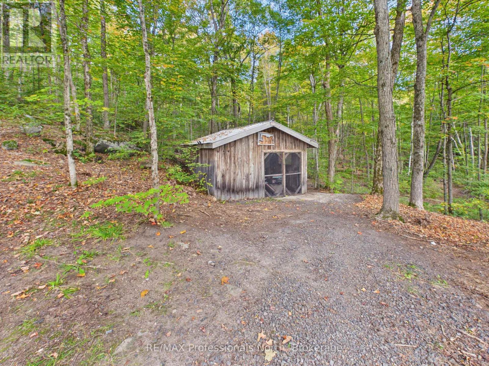 4226 ASPDIN ROAD - 37