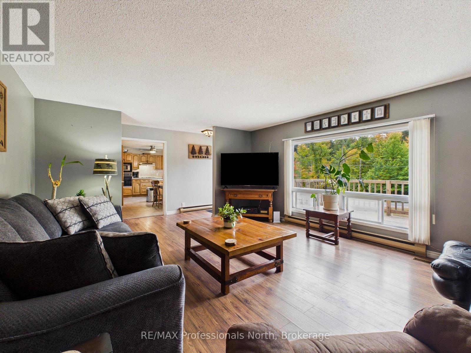 4226 ASPDIN ROAD - 7