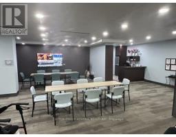 809 - 2 Neptune Drive, Toronto, ON M6A3E6 Photo 9