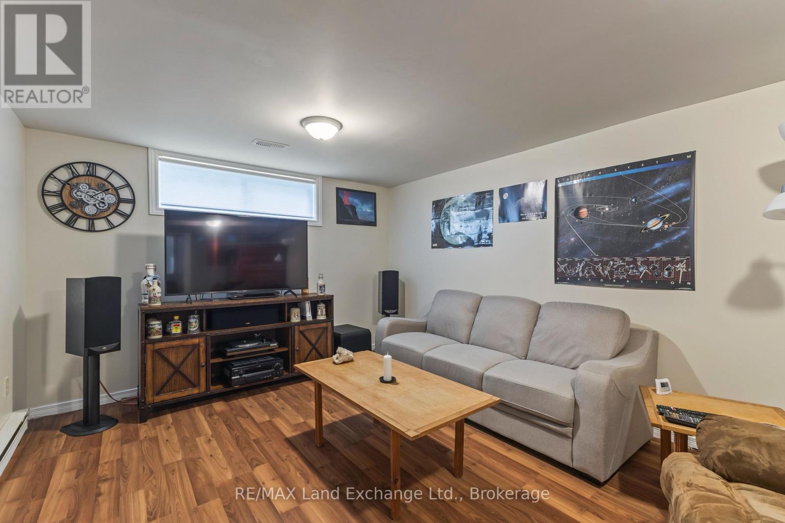 789 EASTWOOD DRIVE - 20