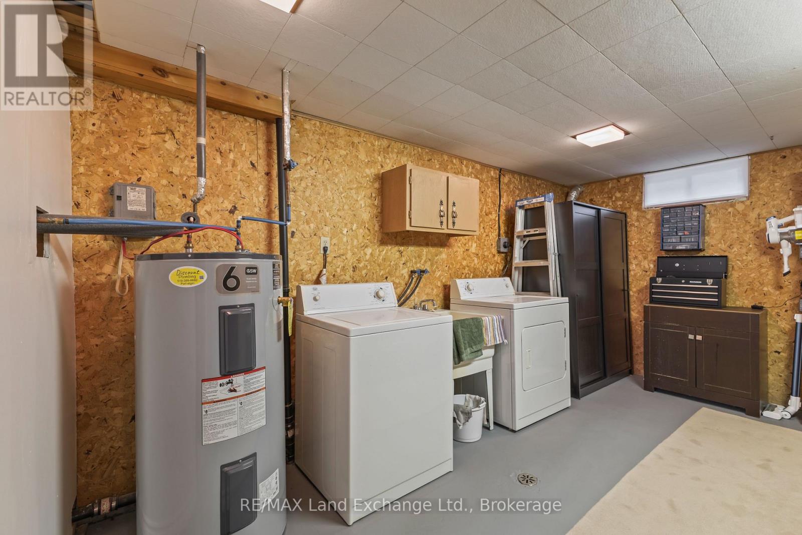 789 EASTWOOD DRIVE - 22